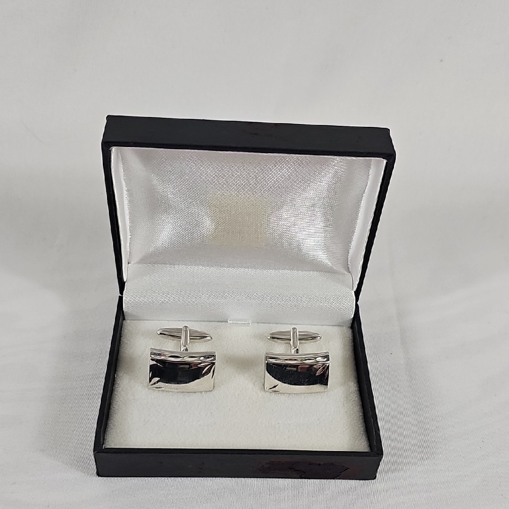 Elegant Silver Cufflinks In Engravable Box